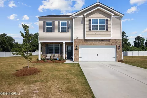 1813 Dakota Creek Dr, Ayden, NC 28513