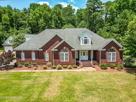1721 W New Hope Rd, Goldsboro, NC 27530