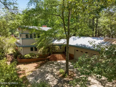 103 Mockernut Ln, Washington, NC 27889