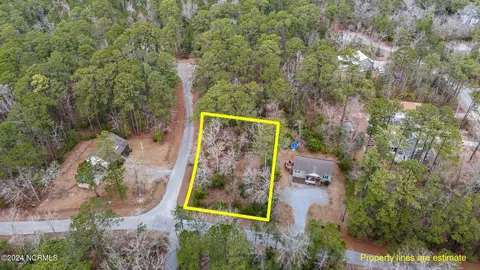 600 Peterson Pl, Oriental, NC 28571