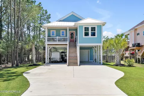 458 Chadwick Acres Rd, Sneads Ferry, NC 28460