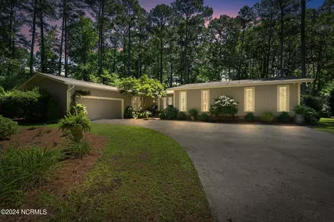 137 Steeplechase Rd, Rocky Mount, NC 27804