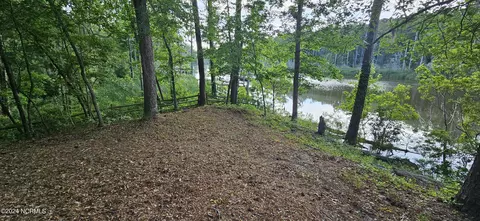 55 Long Point Rd, Chocowinity, NC 27817