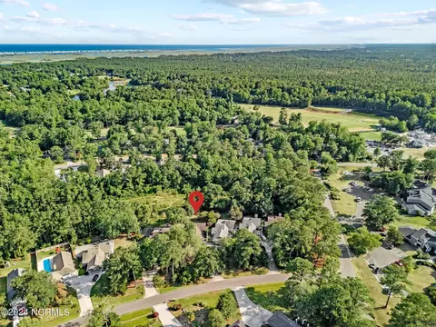 102 Red Bird Ln, Hampstead, NC 28443 photo 18