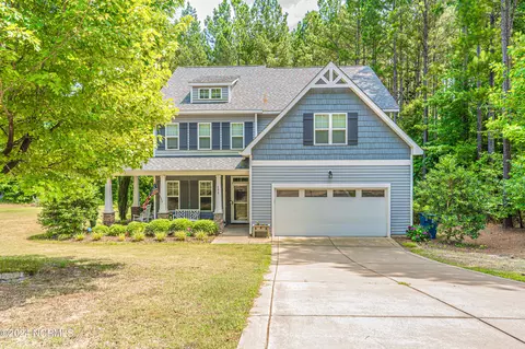105 Pinemere Ct, Cameron, NC 28326