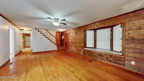 256 Turkey Quarter Creek Rd, Cove City, NC 28523
