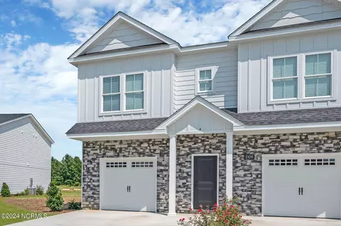 2105 N Kali Ln #A, Greenville, NC 27834