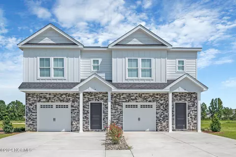 2105 N Kali Ln #B, Greenville, NC 27834