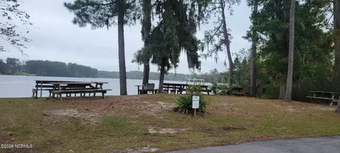 53 Harbour View Dr, Chocowinity, NC 27817 photo 3