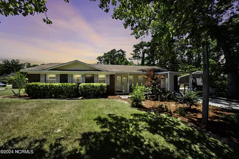 501 Manet Rd, Wilmington, NC 28412