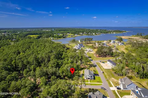 508 Brown Pelican Way, Beaufort, NC 28516