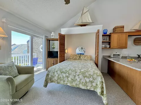 9201 Coast Guard Rd #H303, Emerald Isle, NC 28594 photo 4