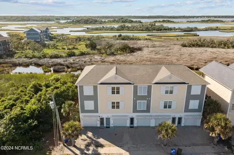 509 N New River Dr #B, Surf City, NC 28445