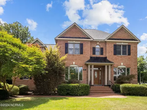 3229 Planters Ln, Jacksonville, NC 28540