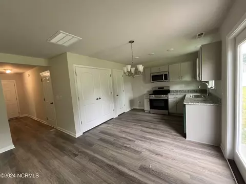 1126 Beaver Creek Rd, Deep Run, NC 28525 photo 5