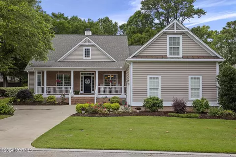 933 Wild Dunes Cir, Wilmington, NC 28411