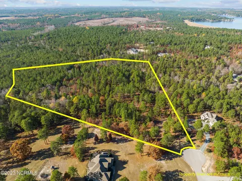 385 Morgan Trail Ct, West End, NC 27376