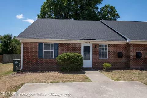 2802 Sweet Gum Ct #A, Greenville, NC 27834