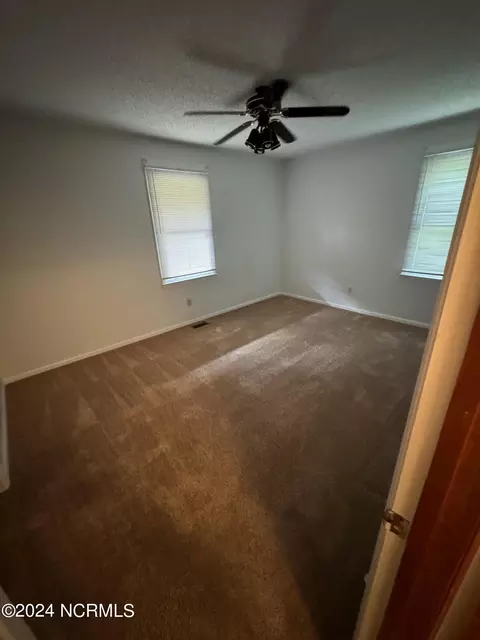 Bedroom - 2315 Aurora Road Rd, Ernul, NC 28527 photo 3 of 3