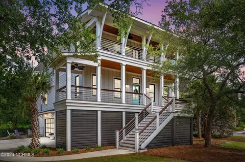 7426 Poseidon Pt, Wilmington, NC 28411