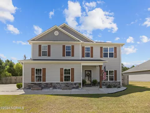 712 Bayboro Ct, Holly Ridge, NC 28445