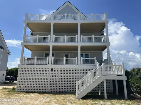 4260 Island Dr, North Topsail Beach, NC 28460