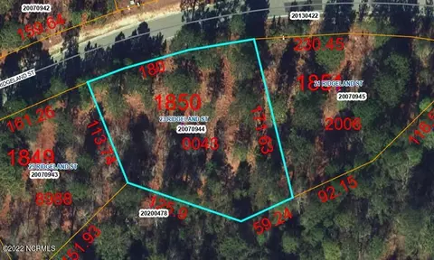 23 Ridgeland St, Pinehurst, NC 28374