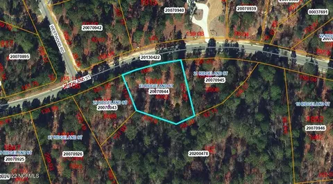 23 Ridgeland St, Pinehurst, NC 28374 photo 4