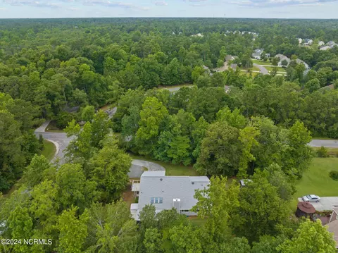 401 Creekview Dr E, Hampstead, NC 28443 photo 66