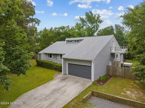 401 Creekview Dr E, Hampstead, NC 28443 photo 62