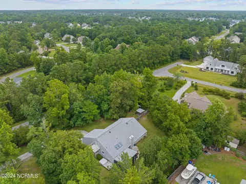 401 Creekview Dr E, Hampstead, NC 28443 photo 65