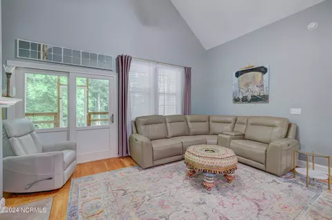 181 Royal Tern Dr, Hampstead, NC 28443 photo 9