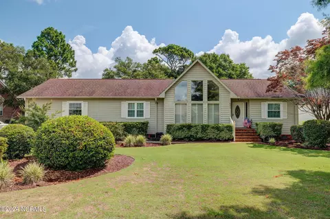 6223 Sugar Pine Dr, Wilmington, NC 28412
