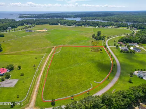 3 Pasquotank Blvd, Hertford, NC 27944