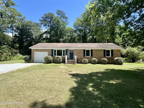 3801 Clearview Dr, New Bern, NC 28562