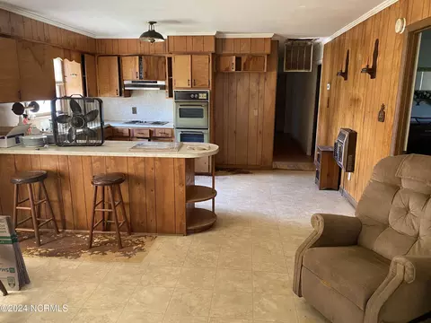 2323 Burbage Rd, Bath, NC 27808 photo 13