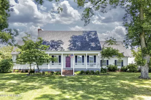 613 Court St, Gatesville, NC 27938