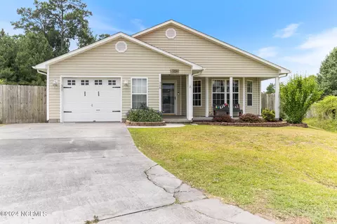 308 Cornsilk Ct, Jacksonville, NC 28546