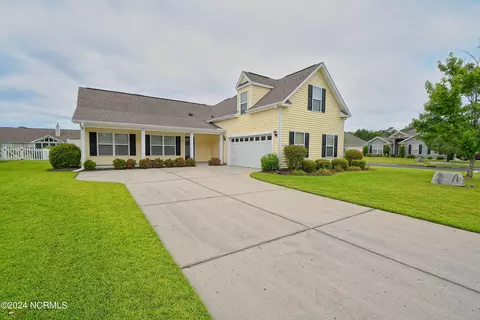 912 Corn Planters Cir, Calabash, NC 28467