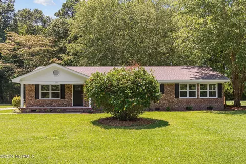 100 Clark Rd, Bath, NC 27808