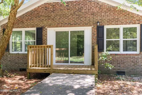 Exterior - 100 Clark Rd, Bath, NC 27808 photo 3 of 4
