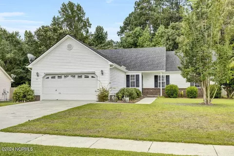 305 Southbridge Dr, Jacksonville, NC 28546