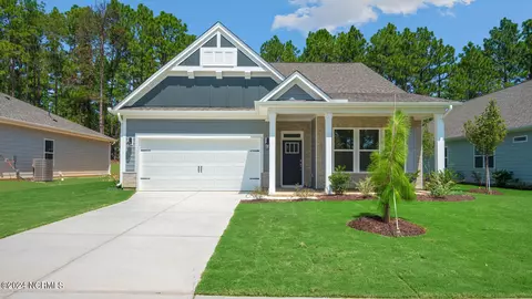 819 Amster Way, Pinehurst, NC 28374