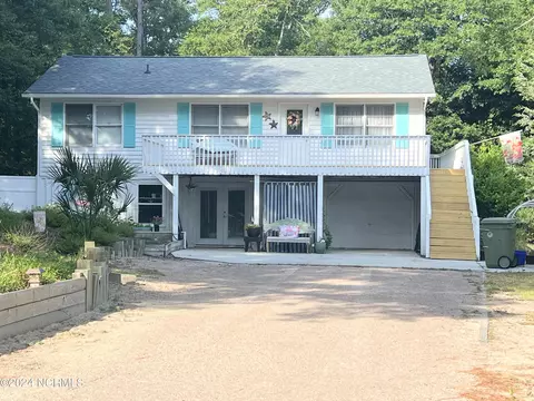 404 Lee Ave, Emerald Isle, NC 28594