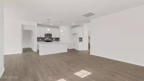 Living - 807 Amster Way, Pinehurst, NC 28374 photo 1 of 2