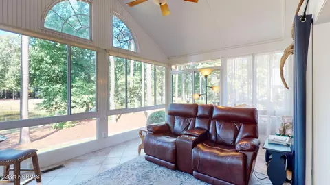 Exterior - 804 Potomac Dr, Chocowinity, NC 27817 photo 8 of 12