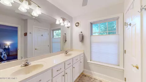 Bath - 804 Potomac Dr, Chocowinity, NC 27817 photo 1 of 4