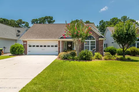 521 Foxwood Ln, Wilmington, NC 28409