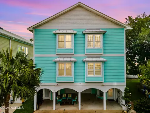 1409 Pinfish Ln UNIT 2, Carolina Beach, NC 28428