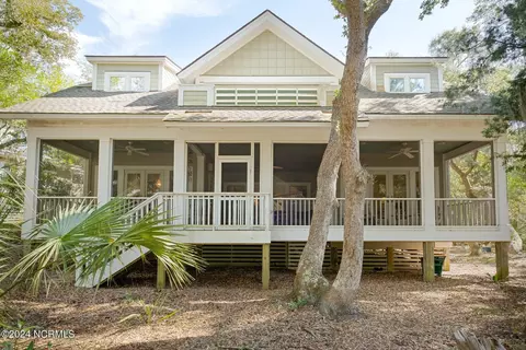 14 Musket Ct, Bald Head Island, NC 28461